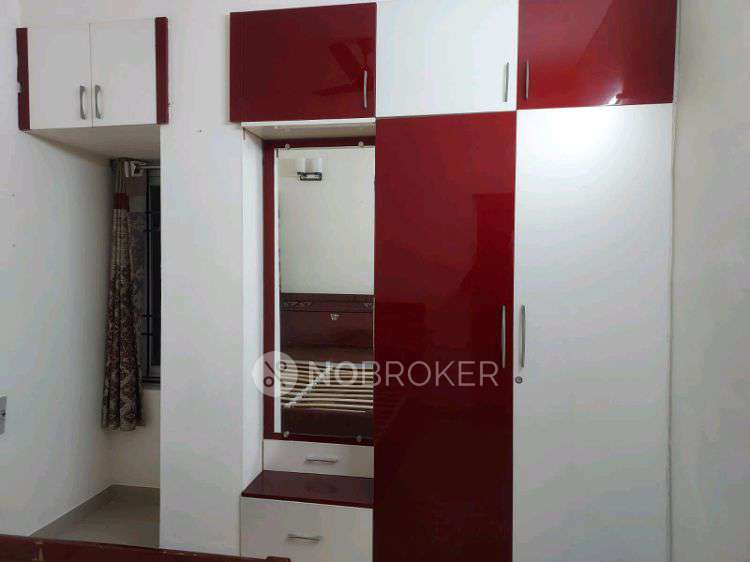 2 BHK Flat In Manosarvor Building for Rent  In 1st Extension Street