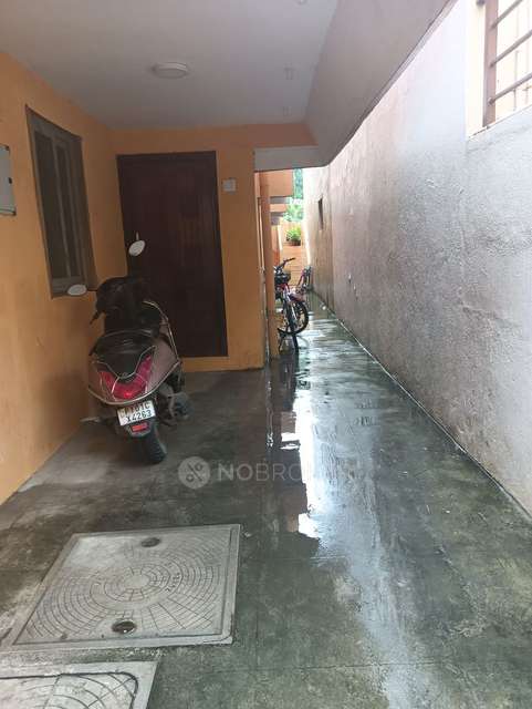 2 BHK House For Sale  In  Choolaimedu