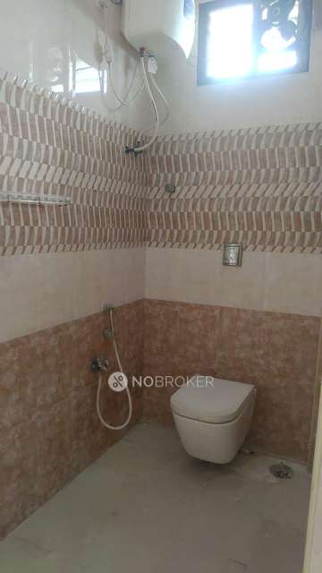 3 BHK Flat In Shanvi Apartment For Sale  In S. Kolathur