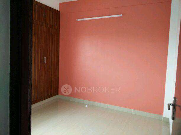 3 BHK Flat In Shanvi Apartment For Sale  In S. Kolathur