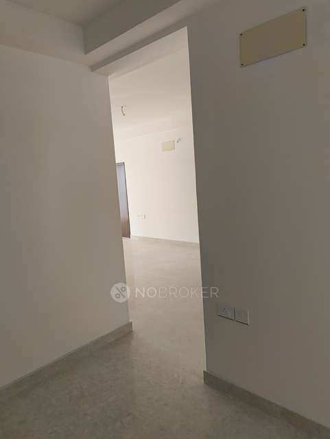 3 BHK Flat In Auro Kohinoor For Sale  In Hitec City