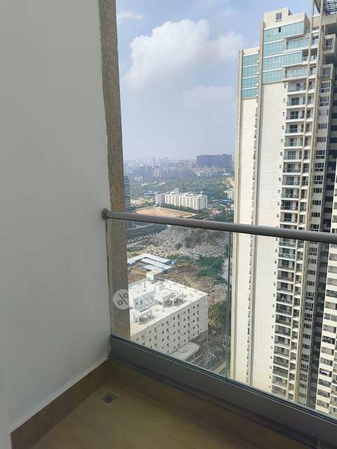 3 BHK Flat In Auro Kohinoor For Sale  In Hitec City