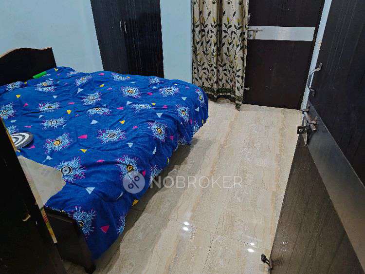 Single Room for Male In 2 BHK  In Plot-439, Near Nest Fine Arts Academy, Niti Khand-1 In J9w8+c5f, Niti Khand I, Indirapuram, Ghaziabad, Uttar Pradesh 201014, India