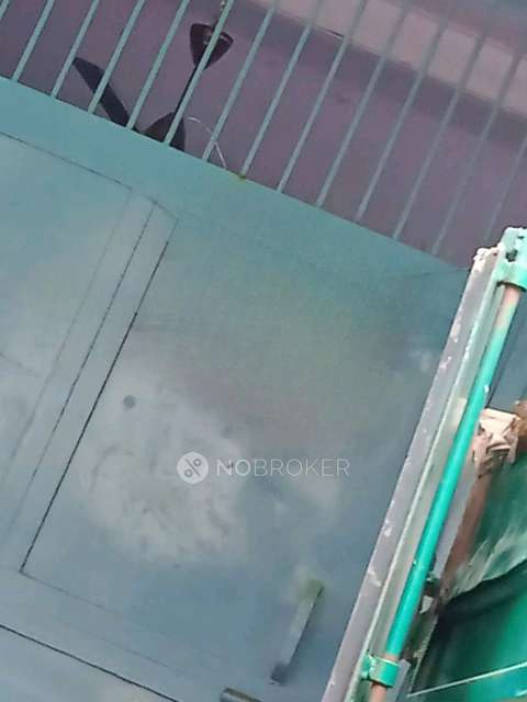 Industrial Building in Naraina, Delhi for Rent 