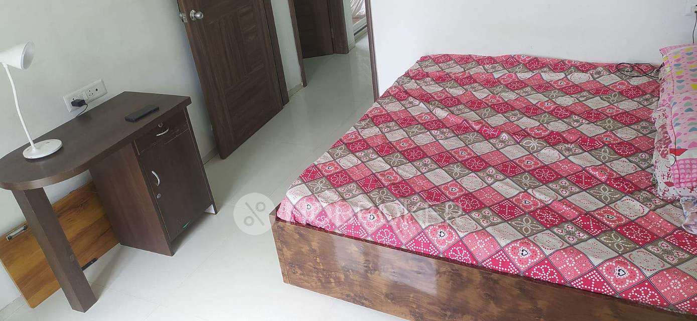 2 BHK Flat In Pyramid Atlante for Rent  In Tathawade