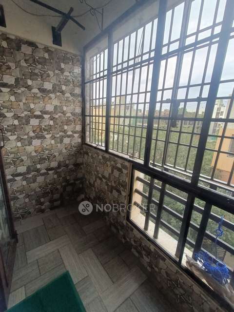 2 BHK Flat In Okkiyam  For Sale  In 6972, Sakthi Gardens 2nd Cross St, Block 9, Vivekananda Nagar, Okkiyampettai, Chennai, Thoraipakkam, Tamil Nadu 600097, India