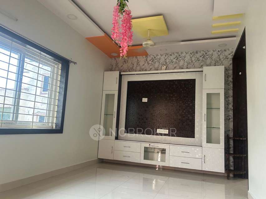 2 BHK Flat In R K Heights Kukatpally  For Sale  In Kukatpalli