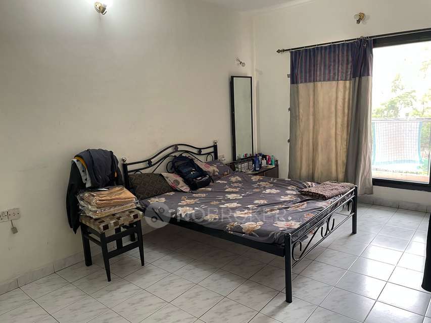 Shared Room for Male In 3 BHK  In Edan Garden Society In Viman Nagar