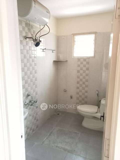 3 BHK Flat In S B V Apartment For Sale  In Jeevan Bima Nagar