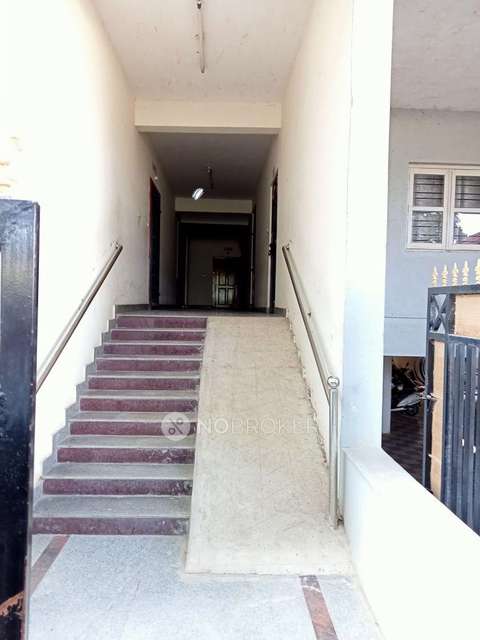 3 BHK Flat In S B V Apartment For Sale  In Jeevan Bima Nagar