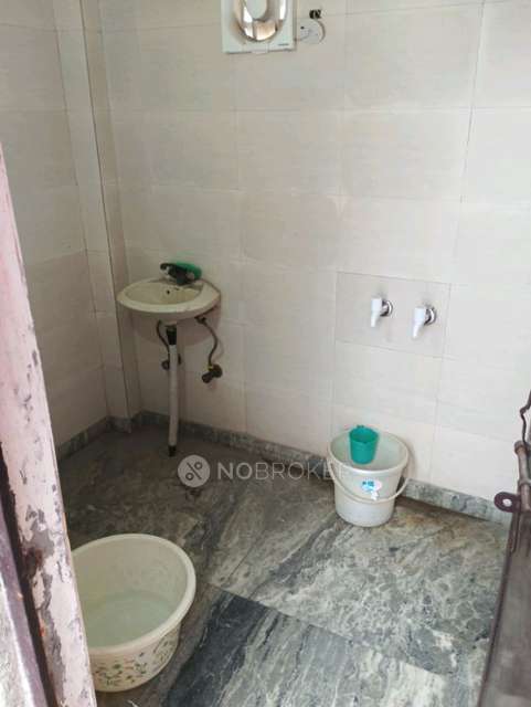 PG for Girls in Mukherjee Nagar