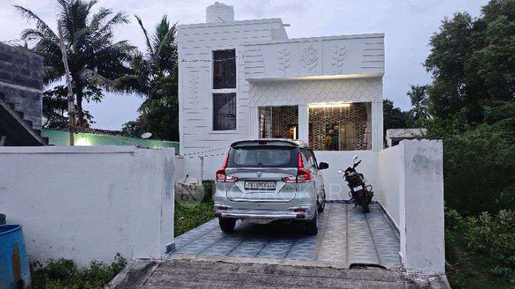 2 BHK House for Rent  In R2mf+g4m, Gangai Amman Koil Street, Kavanur, Tamil Nadu 603203, India