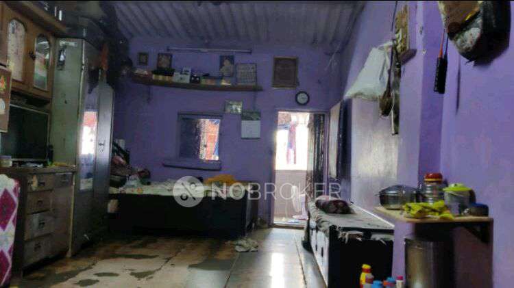 Shop in Malad East, Mumbai for sale 