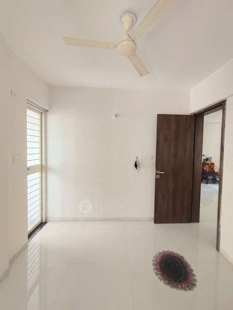 2 BHK Flat In Astha Society  for Rent  In Ravet