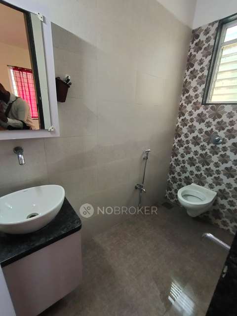 2 BHK Flat In Astha Society  for Rent  In Ravet