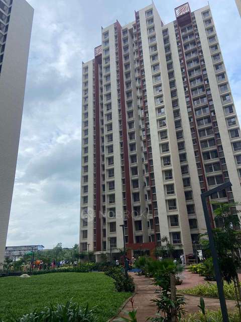 1 RK Flat In Dosti Greater Thane For Sale  In Dosti Greater Thane