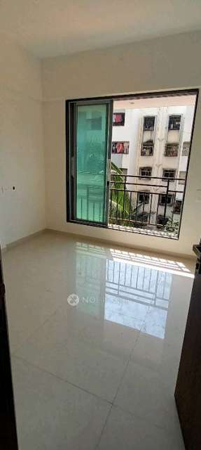 2 BHK Flat In Eksar Gurukrupa Chs For Sale  In Borivali West