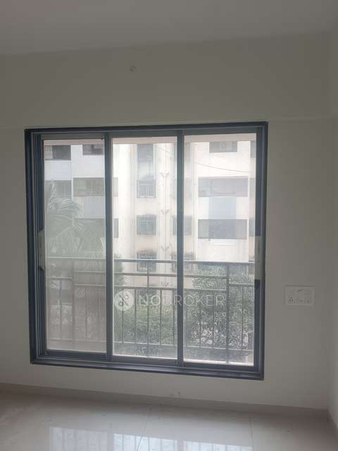 2 BHK Flat In Eksar Gurukrupa Chs For Sale  In Borivali West