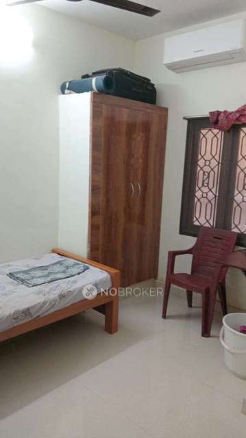 PG for Boys in Porur