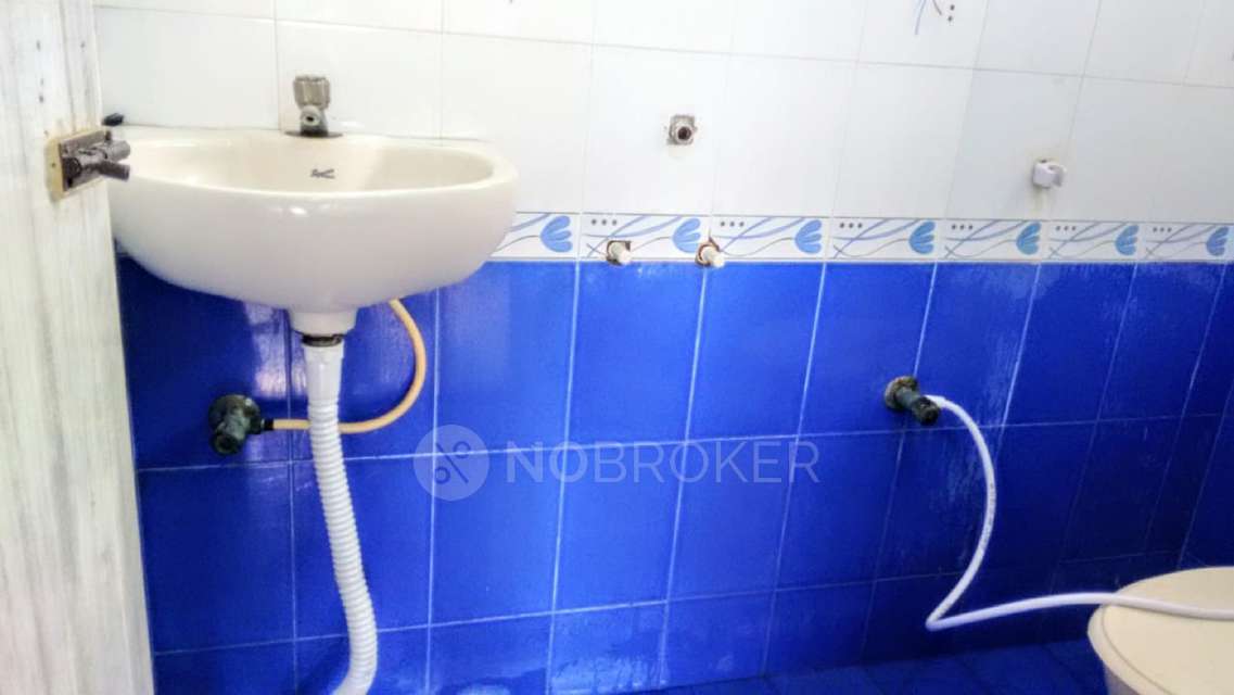 2 BHK Flat In Dhanalakshmi Appartment For Sale  In Kovur