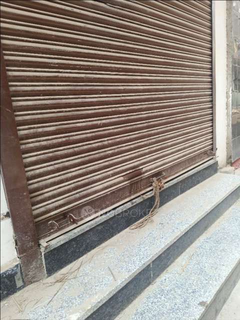 Shop in Sector 11, Gurgaon for Rent 