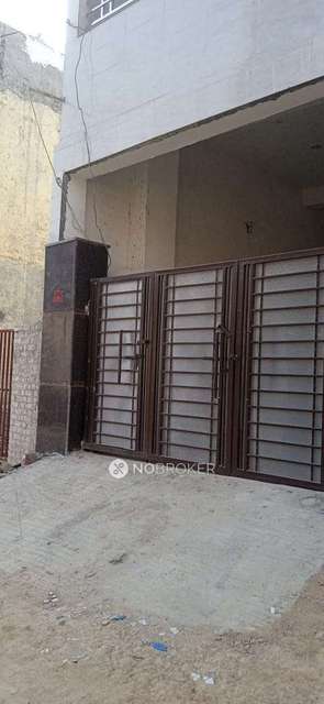 Shop in Sector 88, Faridabad for Rent 