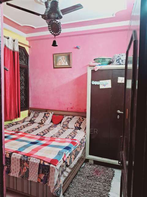 2 BHK Flat In Maa Laxmi Apartment For Sale  In Pandav Nagar