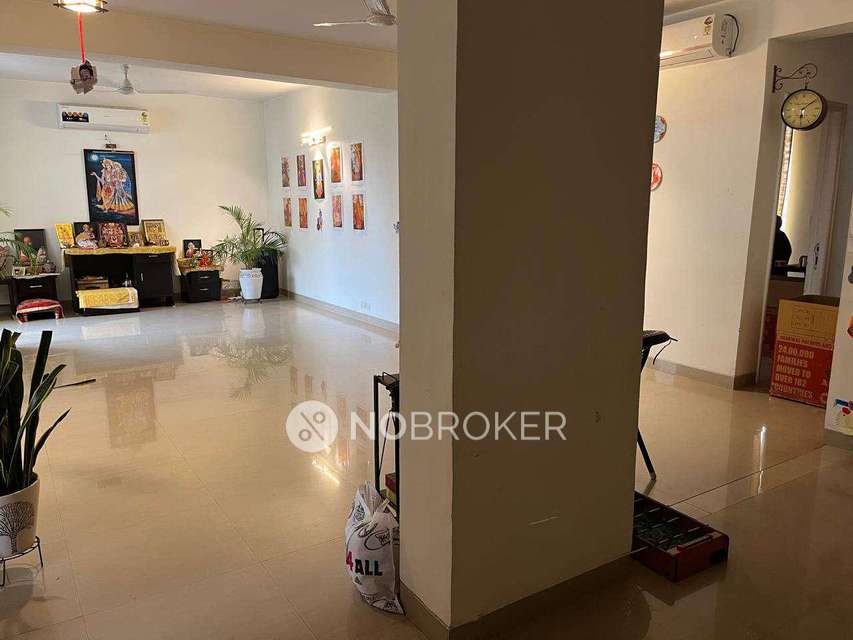 4+ BHK Flat In Emaar Mgf Emerald, Sector 65 For Sale  In Sector 56