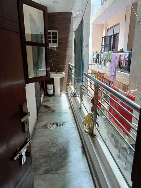 3 BHK Flat In Dashrathpuri  For Sale  In Dasrathpuri