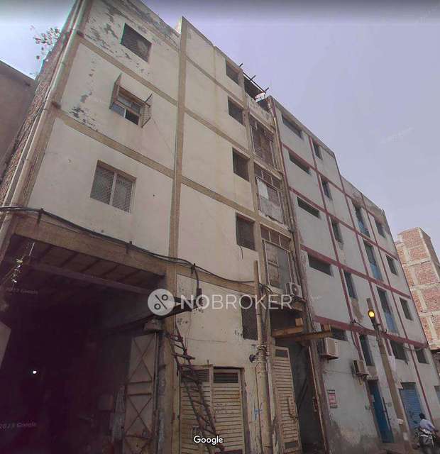 Industrial Building in Ashok Vihar, Delhi for sale 