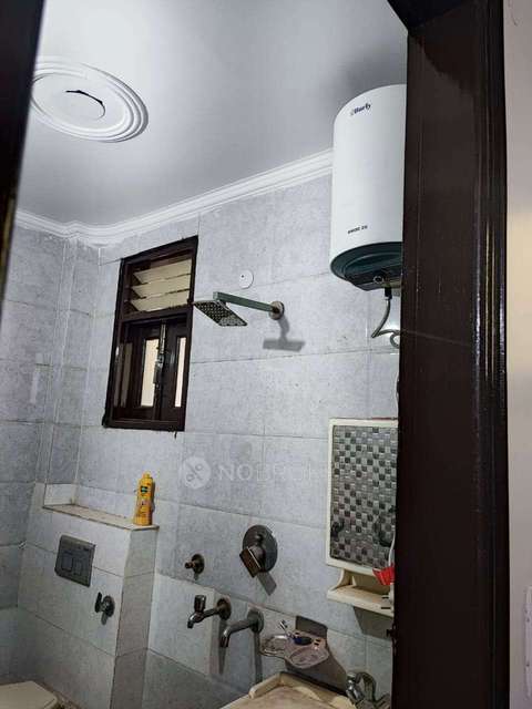 PG for Girls in Tilak Nagar 