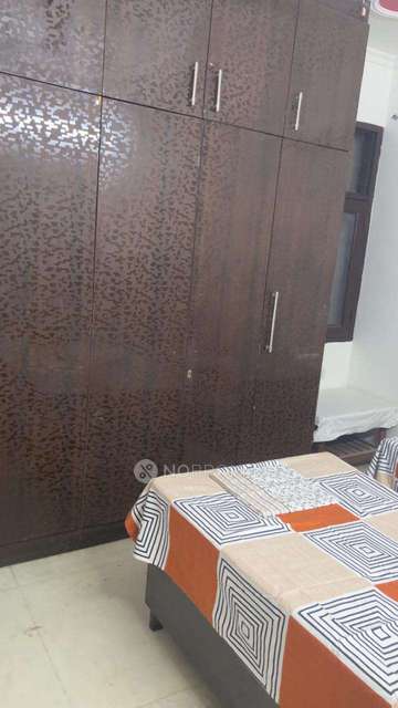 PG for Girls in Tilak Nagar 