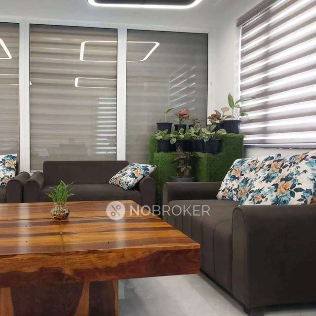 PG for Girls in Knowledge Park Iii