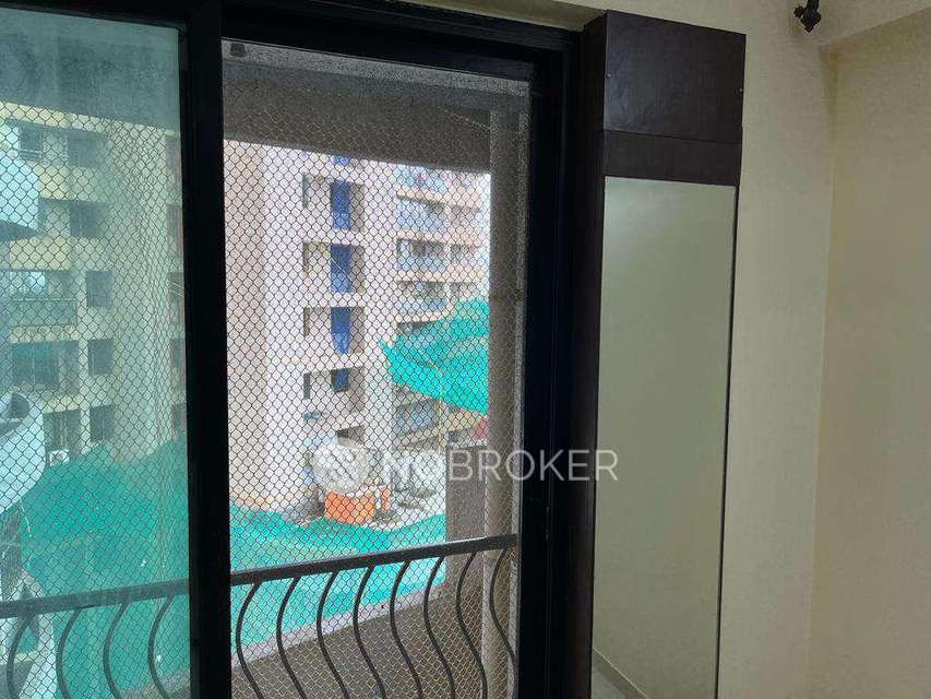2 BHK Flat In Montivista For Sale  In Mulund West