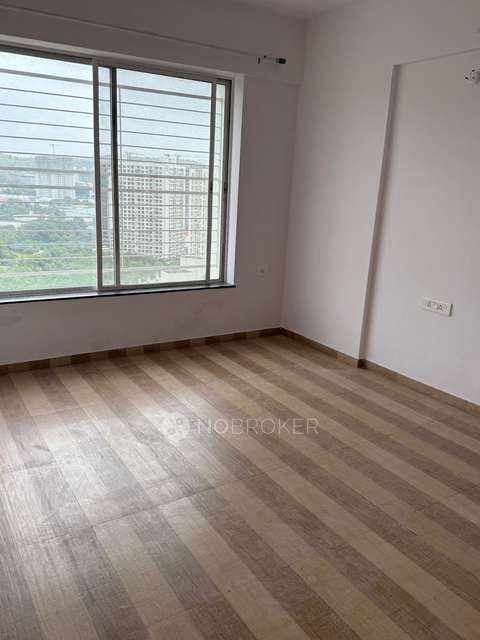 2 BHK Flat In Kohinoor Tinsel Town For Sale  In Pimpri-chinchwad