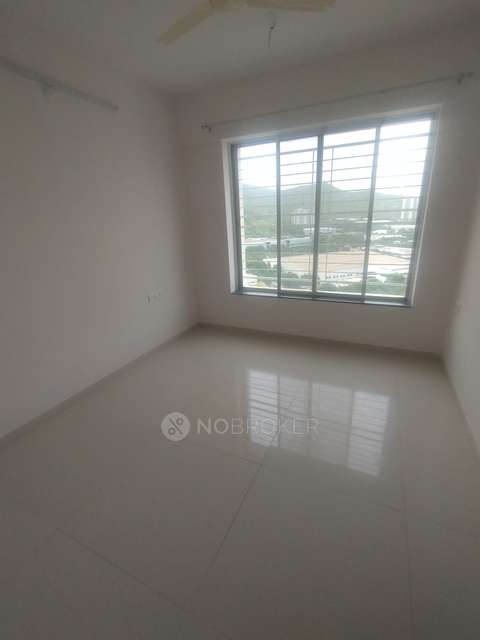 2 BHK Flat In Kohinoor Tinsel Town For Sale  In Pimpri-chinchwad