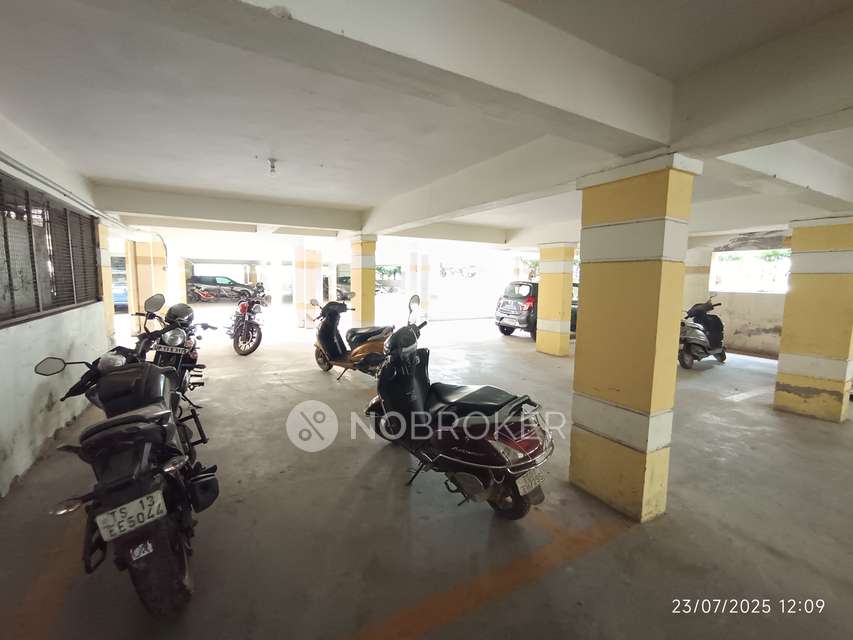 3 BHK Flat In Sri Mahalakshmi Residency For Sale  In Upparpally