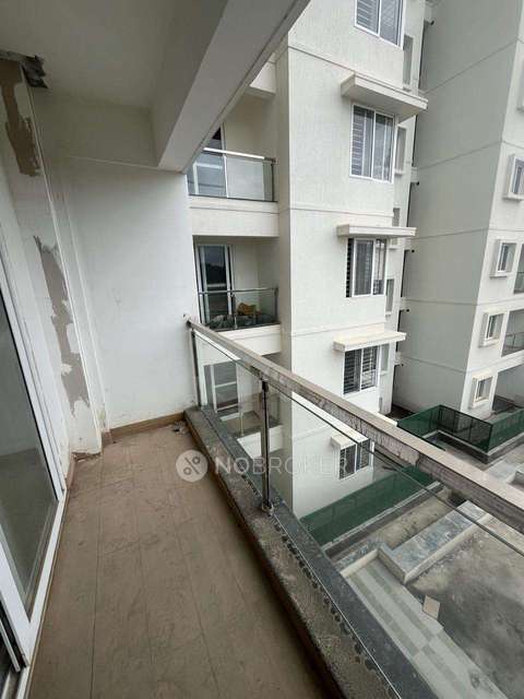 2 BHK Flat In Mana Macasa Emerald, Chikkanayakanahalli For Sale  In Chikkakannalli