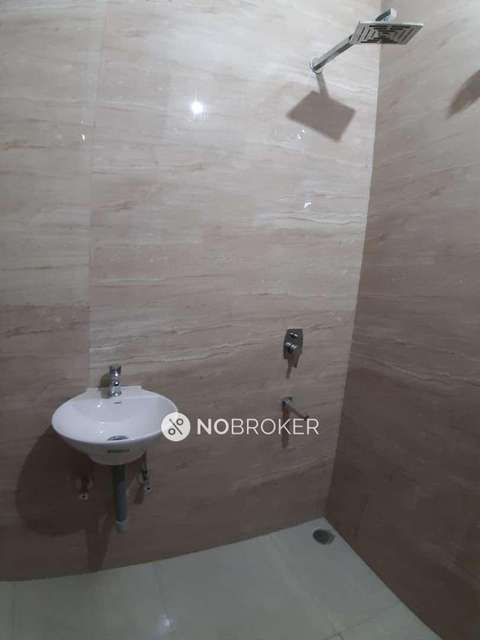 3 BHK Flat In Standalone Building  For Sale  In Janakpuri