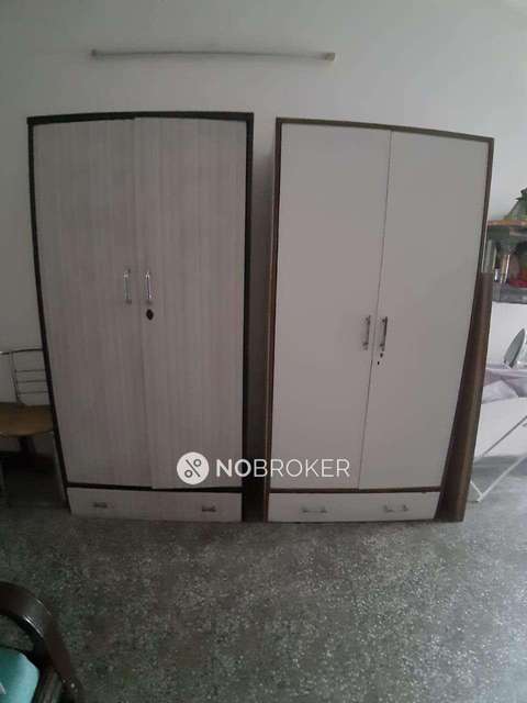 3 BHK Flat In Standalone Building  For Sale  In Janakpuri