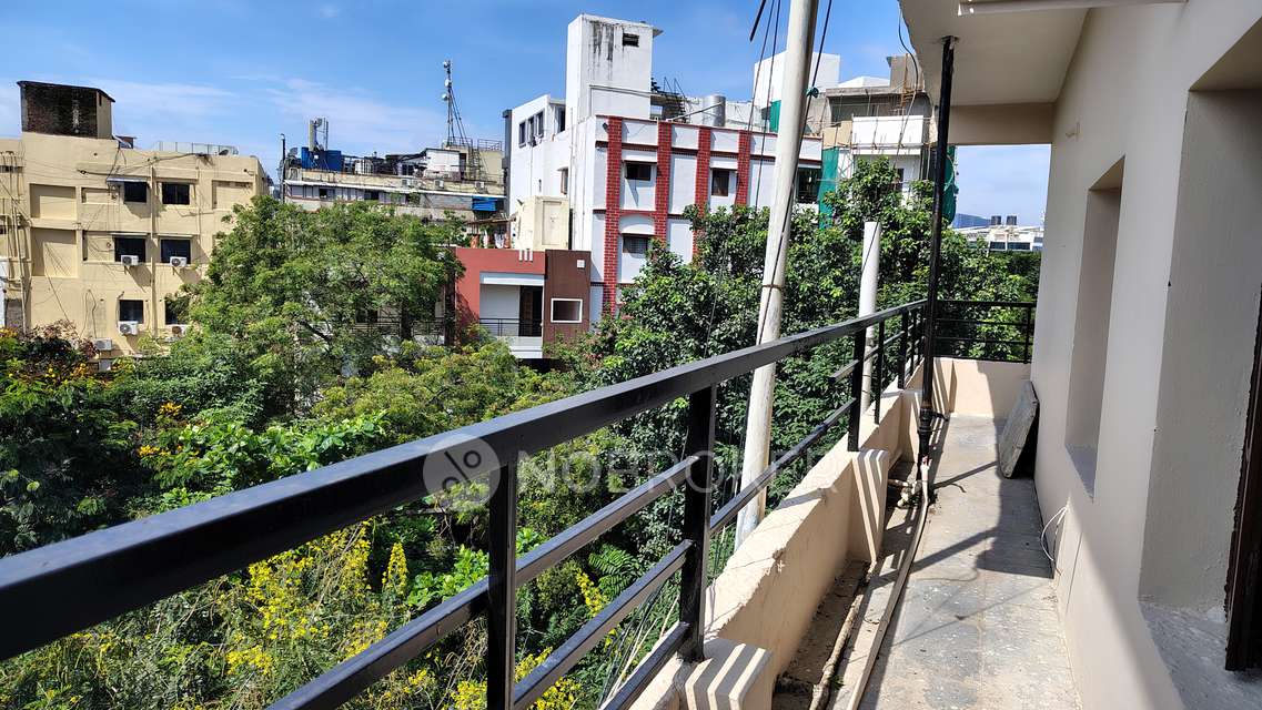 2 BHK Flat In Siri Residency For Sale  In  Madhapur