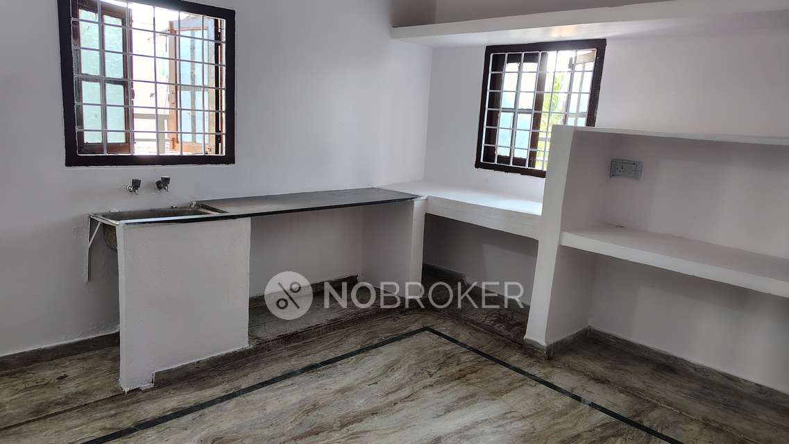 2 BHK Flat In Siri Residency For Sale  In  Madhapur