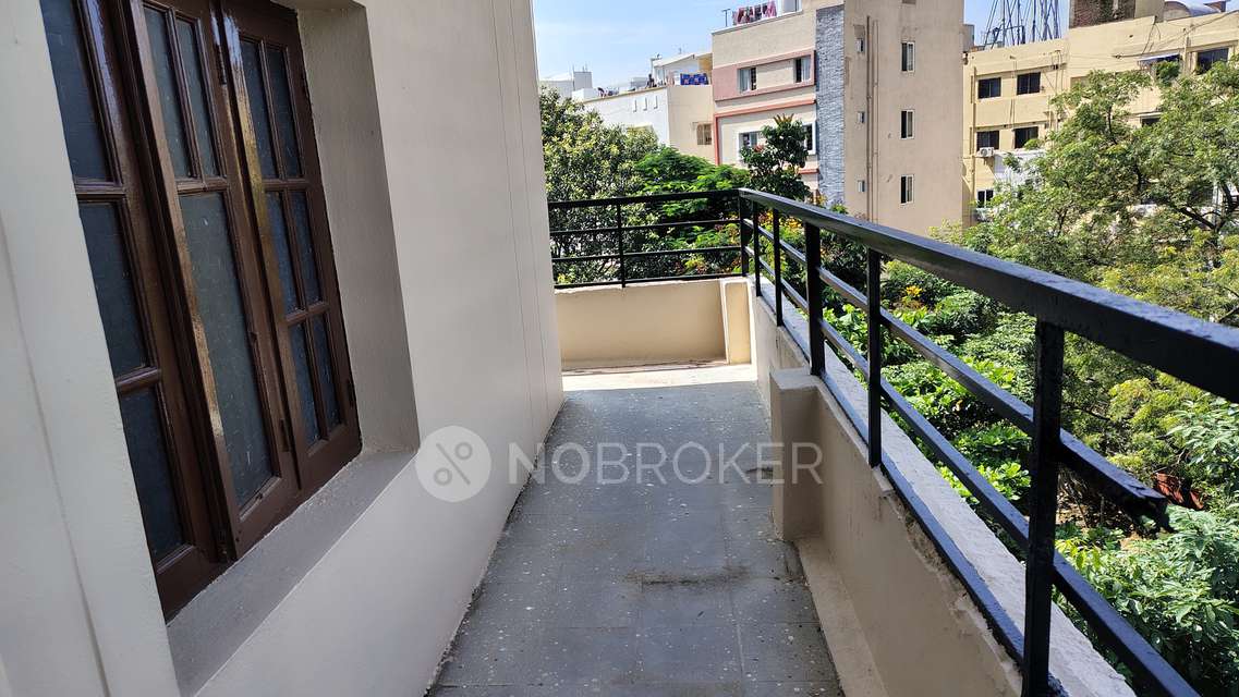 2 BHK Flat In Siri Residency For Sale  In  Madhapur