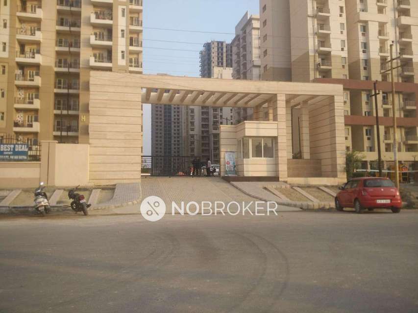 3 BHK Flat In Nimbus The Golden Palms For Sale  In Sector-168