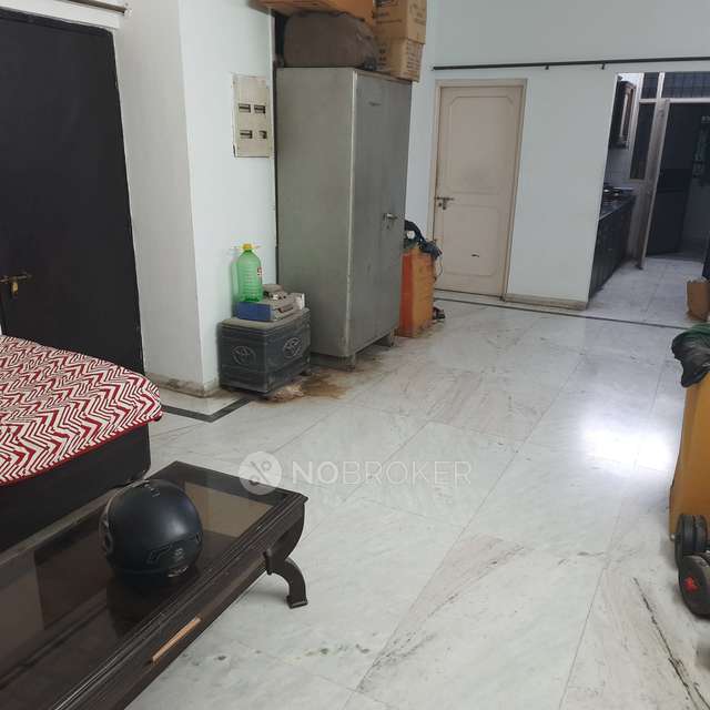 3 BHK Flat For Sale  In Sector 52 . Builder Floor