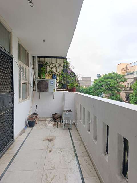3 BHK Flat For Sale  In Sector 52 . Builder Floor