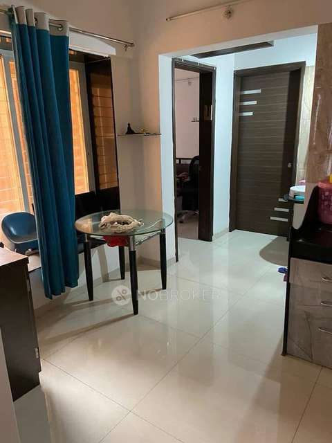 Single Room for Male In 2 BHK  In Vedanta Co-operative Housing Society, In Wakad