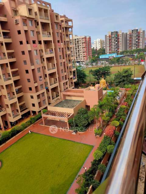 Single Room for Male In 2 BHK  In Vedanta Co-operative Housing Society, In Wakad