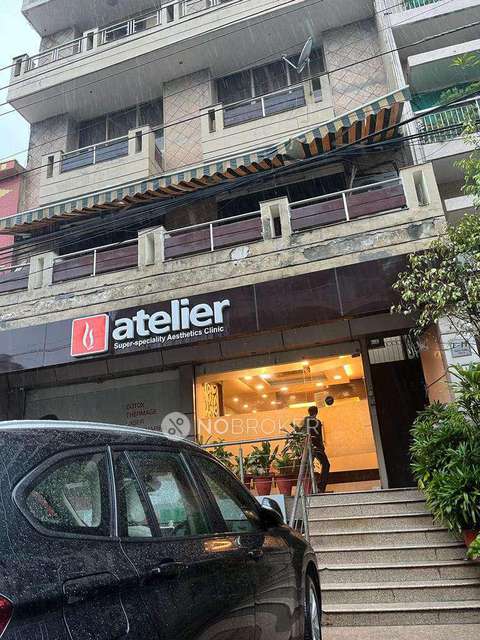 3 BHK Flat In Standalone Building  For Sale  In Green Park Extension