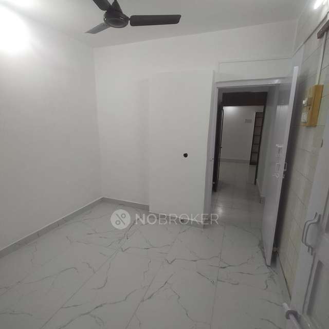 1 BHK Flat In Kasturi Apartment Goregaon For Sale  In Goregaon